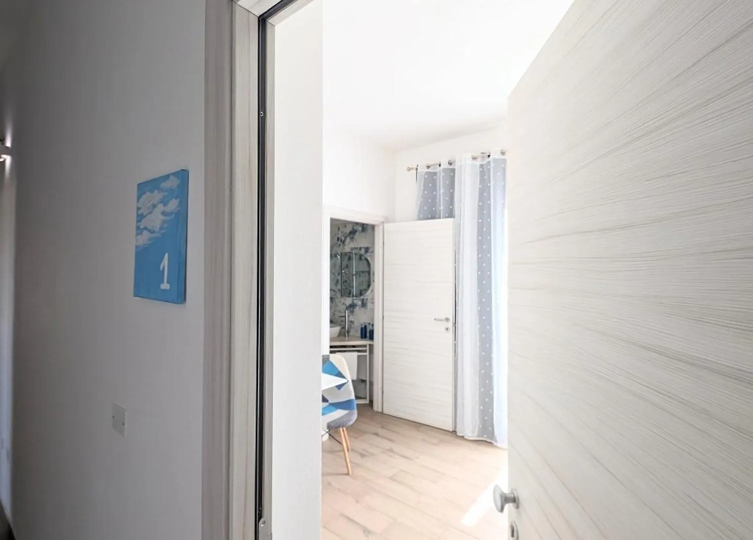 Konukevi Stramontel Otel Cagliari