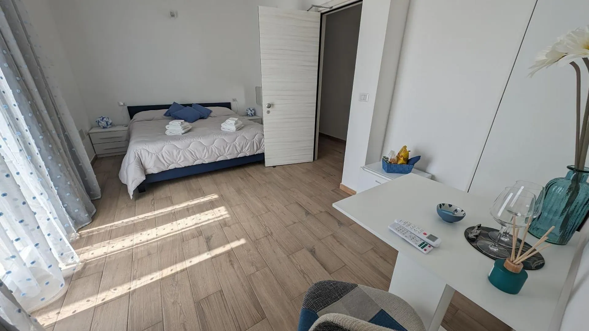 Konukevi Stramontel Otel Cagliari