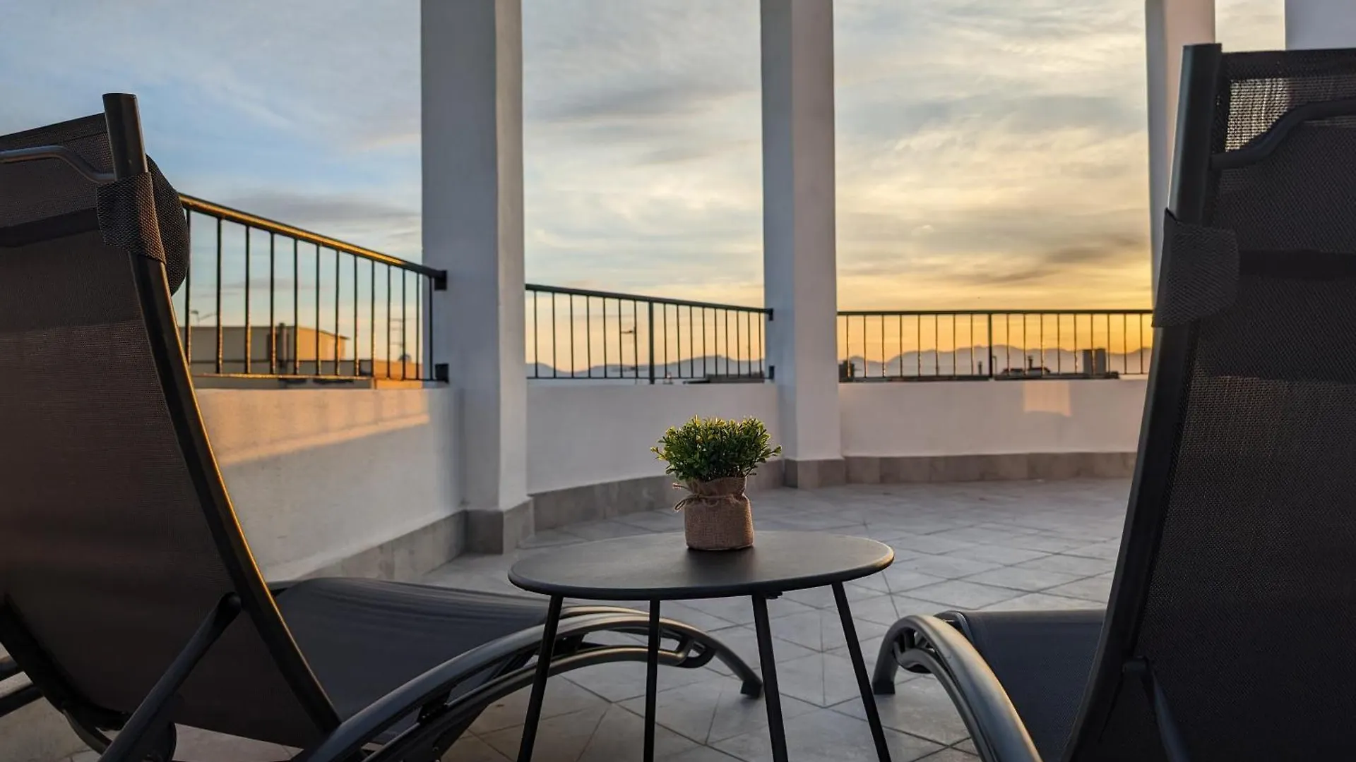 Stramontel Otel Cagliari 0*,